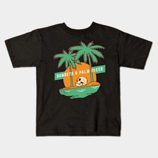 Sunesets palm trees Kids T-Shirt